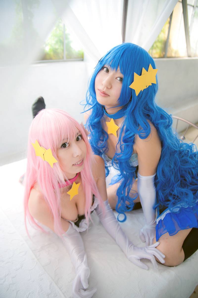 [Cosplay] 双姐妹性感cos制服写真